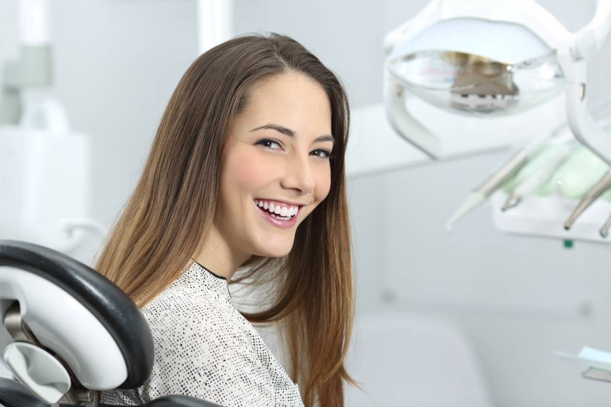 Featured image for 7 Ways Veneers Can Transform Your Smile